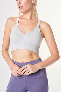 Women&#39;s leggings and sports bra active wear mockup