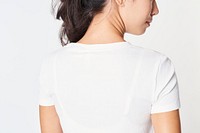 Woman in a white t-shirt mockup psd