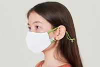 Psd girl wearing face mask mockup