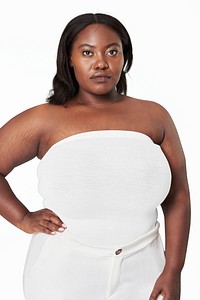 Curvy woman psd strapless white top mockup apparel studio shoot