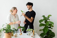 Couple try DIY water propagating their houseplants
