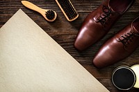 Vintage paper table mockup psd shoe polishing tools in jobs and career concept