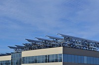 Rooftop solar panels in Markham, ON. Original public domain image from Wikimedia Commons