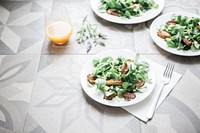 Green salad for lunch. Original public domain image from <a href="https://commons.wikimedia.org/wiki/File:Brooke_Lark_2016-05-26_(Unsplash_4AS6y6UH70s).jpg" target="_blank">Wikimedia Commons</a>
