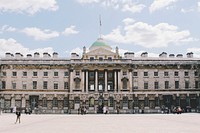 Original public domain image from <a href="https://commons.wikimedia.org/wiki/File:Somerset_House,_London,_United_Kingdom_(Unsplash).jpg" target="_blank" rel="noopener noreferrer nofollow">Wikimedia Commons</a>