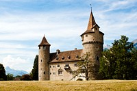 European castle in the countryside. Original public domain image from <a href="https://commons.wikimedia.org/wiki/File:Igis,_Switzerland_(Unsplash_NoThrvStw70).jpg" target="_blank">Wikimedia Commons</a>