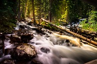 A view of a stream running downhill at Lower Cataract Lake in Colorado. Original public domain image from Wikimedia Commons