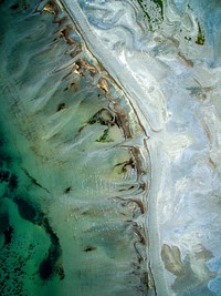 Great Salt Lake. Original public domain image from Wikimedia Commons