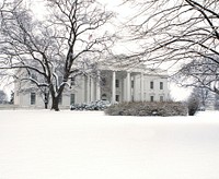 Wintertime view of the White House. Original image from <a href="https://www.rawpixel.com/search/carol%20m.%20highsmith?sort=curated&amp;page=1">Carol M. Highsmith</a>&rsquo;s America, Library of Congress collection. Digitally enhanced by rawpixel.