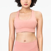 Woman in pink psd mockup sports bra and leggings sportswear fashion set