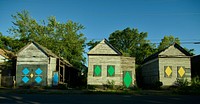 Charleston, South Carolina's, public-housing authority owns these old, abandoned cabins, and it -- or somebody -- gave them a touch of art and color. 