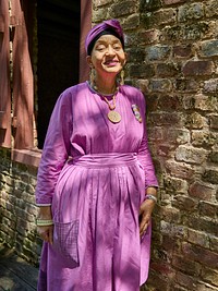 Historic reenactor Gloria Barr Ford, who delivers historic monologues outside the old slave (later sharecropper) cabins along "Slave Street" at the Boone Hall Planatation in Mount Pleasant, just above Charleston, South Carolina.