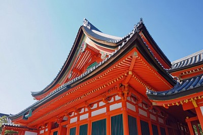 Fushimi Inari Taisha building architecture person.