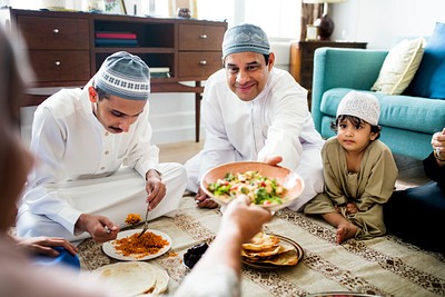 Muslim Family Having Dinner Floor | Premium Photo - Rawpixel