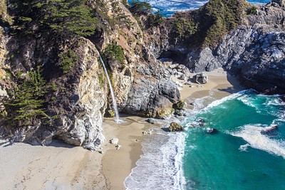 Beach waterfall California. Free public | Free Photo - rawpixel