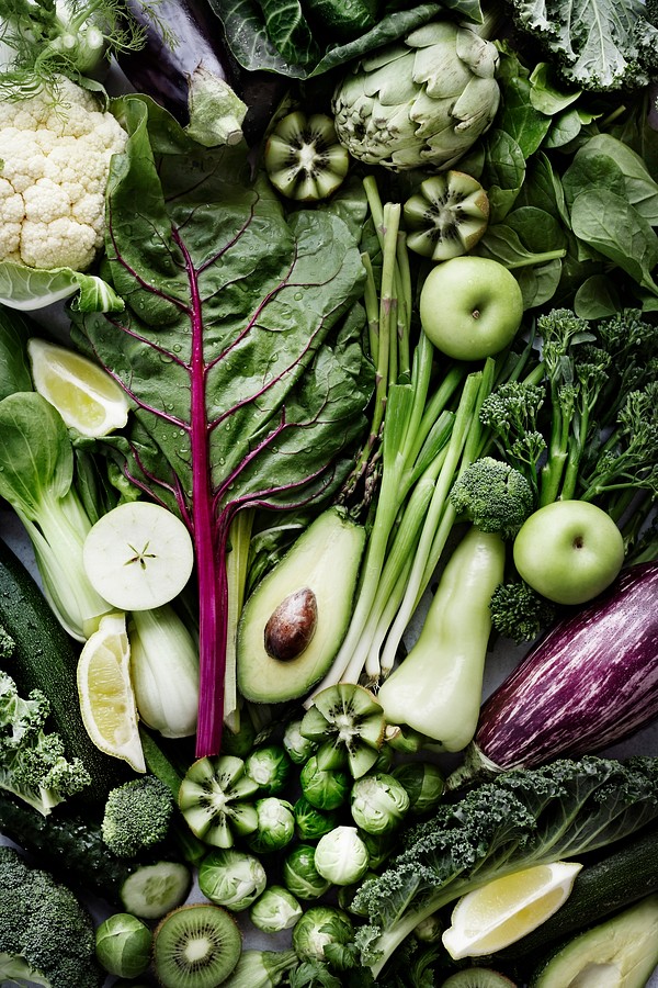 Fresh vegetables flat lay healthy | Premium Photo - rawpixel