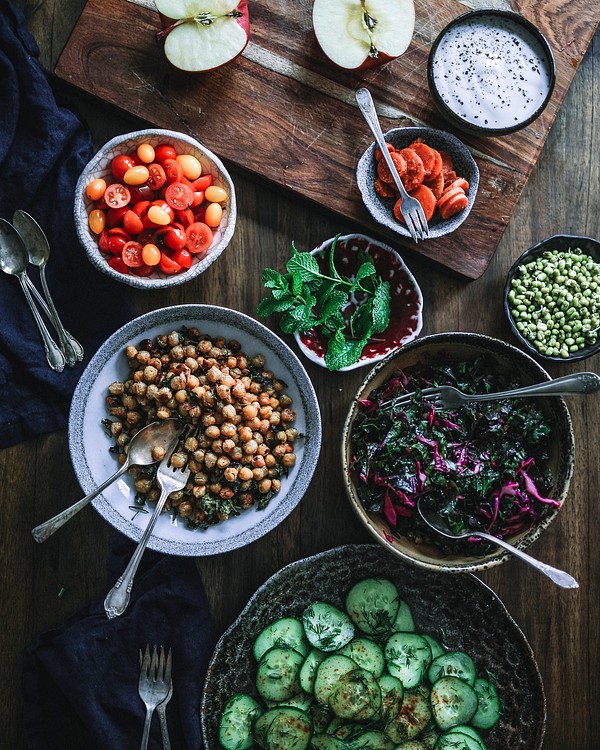 Preparing a savory plant-based dish | Free Photo - rawpixel