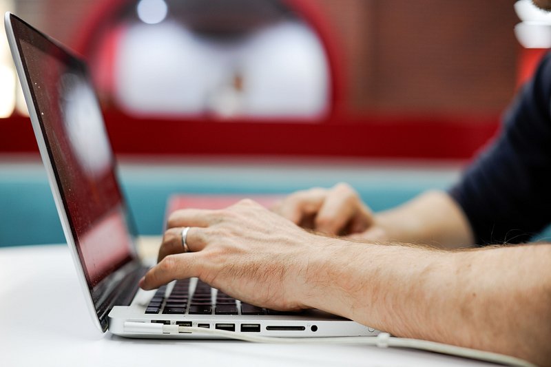 Hand+typed Keyboard Images | Free Photos, PNG Stickers, Wallpapers ...