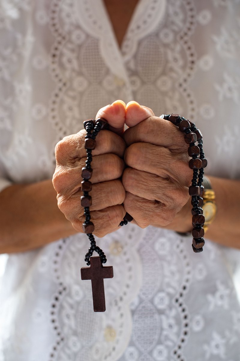 Women Pray Prayer Images | Free Photos, PNG Stickers, Wallpapers ...