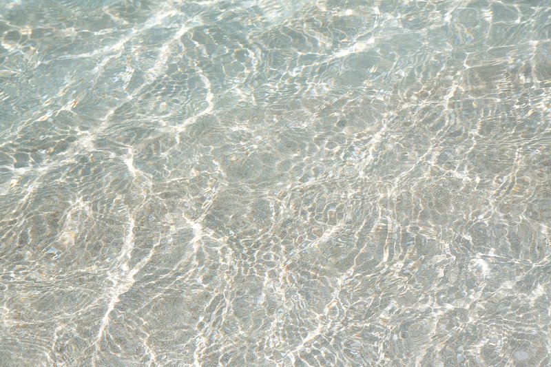 clear ocean water wallpaper