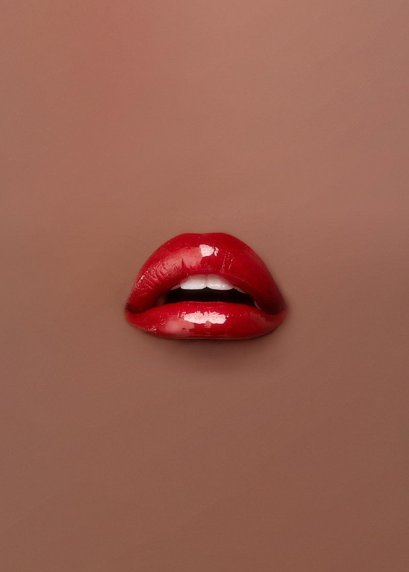 red lip wallpaper