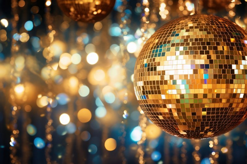 Premium AI Image  Disco balls image in gold on golden background  Generative AI