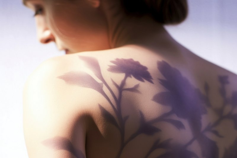 77 Beautiful Flower Tattoo Ideas and their Symbolism