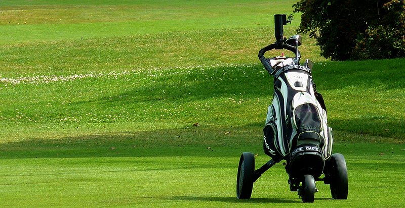 Análisis de las 5 mejores bolsas de carro para jugar a Golf