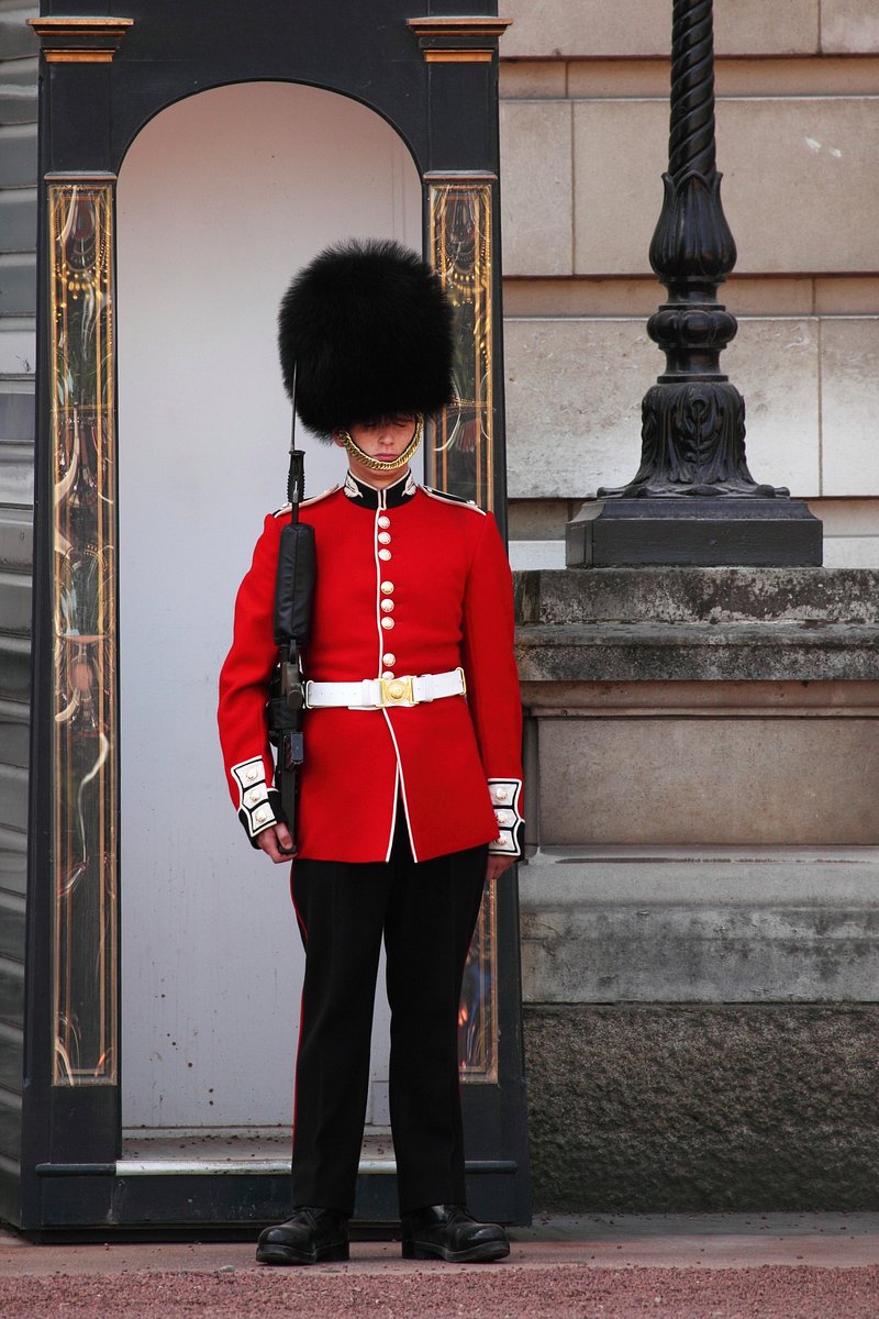 buckingham palace guards clipart school