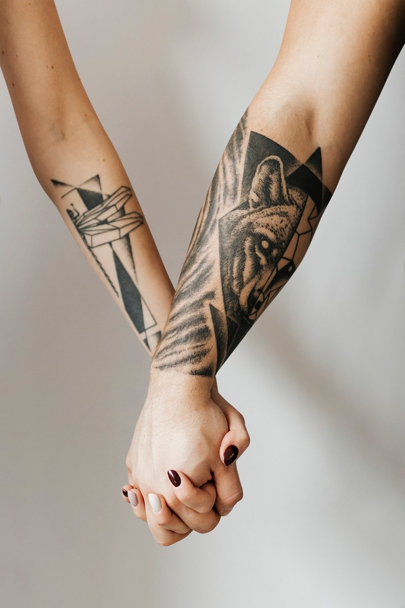Minimal Couple Tattoo / Minimal Çift Dövmesi IG: burakcaglayantattoo #... |  TikTok