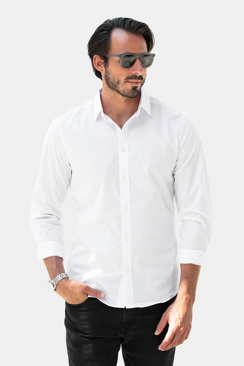 Basic white shirt mockup psd | Premium PSD Mockup - rawpixel