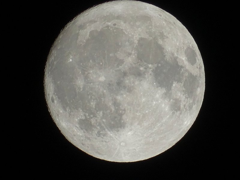 Closeup of the Moon transparent png, free image by rawpixel.com /  eyeeyeview