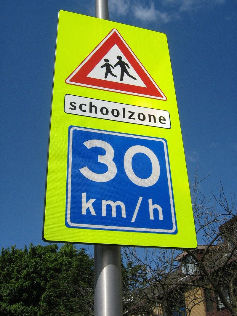 Schoolzone sign | Free Photo - rawpixel