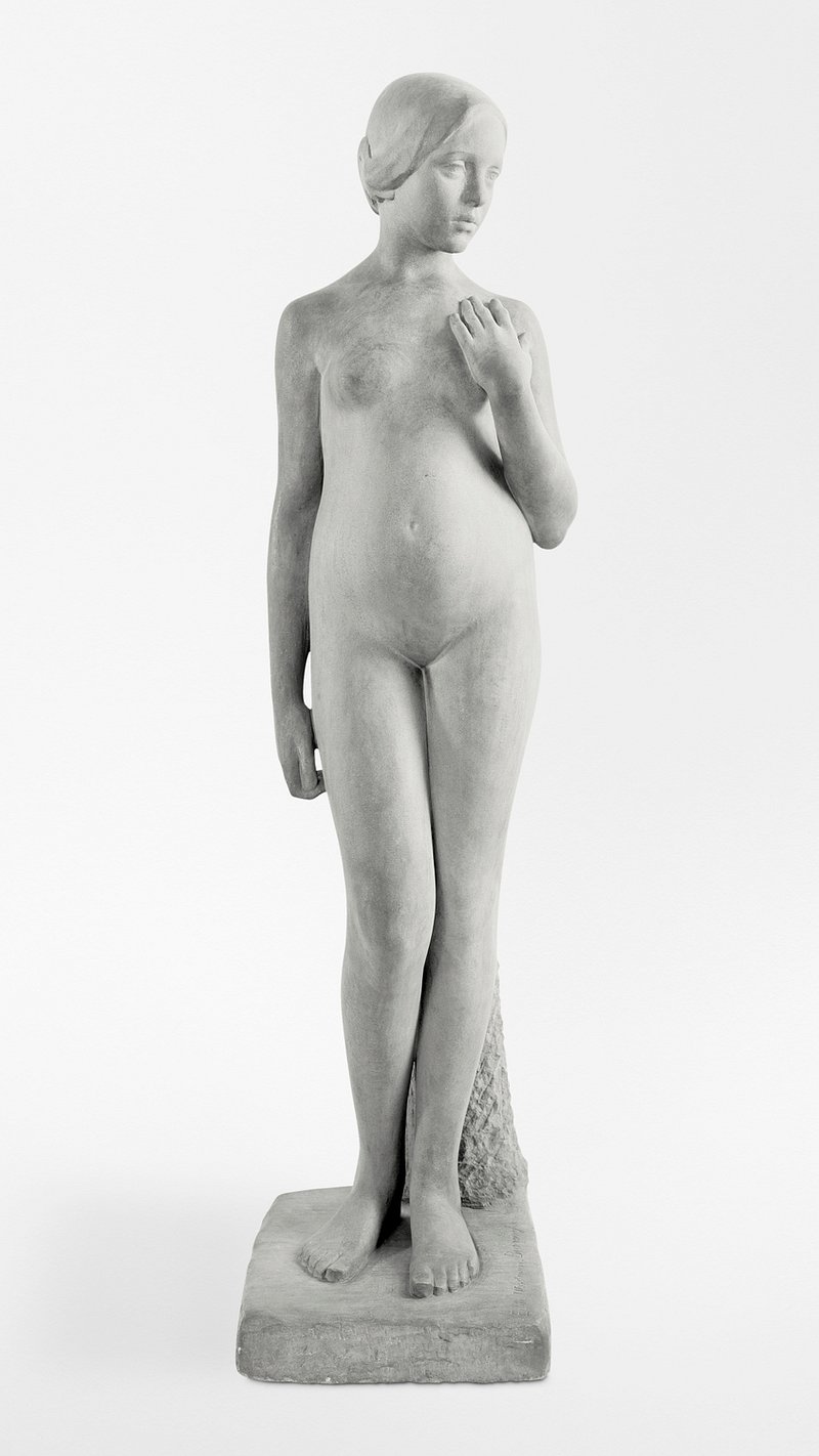 Nude female body marble statue