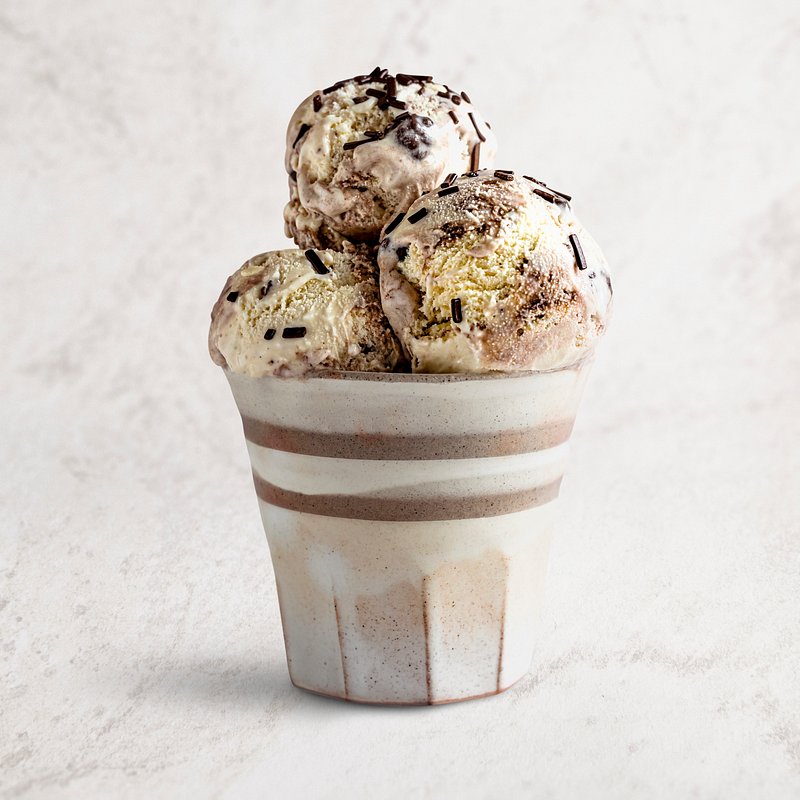 Premium PSD  Delicious dessert ice cream for social media