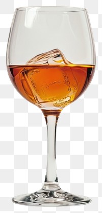 PNG Elegant whiskey glass with ice