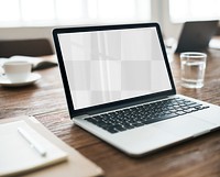 Laptop screen png mockup, transparent design