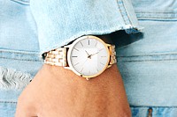Wristwatch png mockup, transparent design
