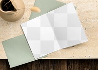 Png invitation card mockup on desk