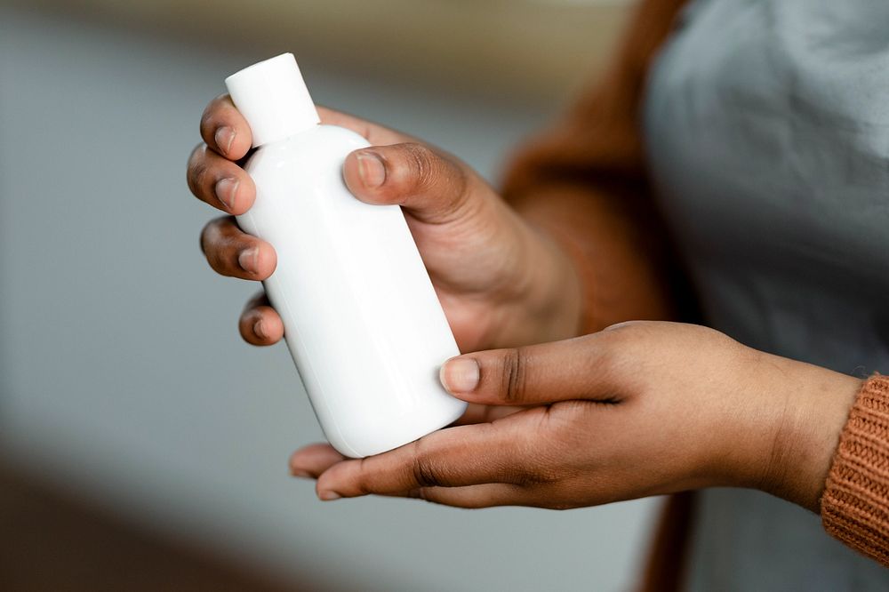 Skincare bottle mockup, realistic design