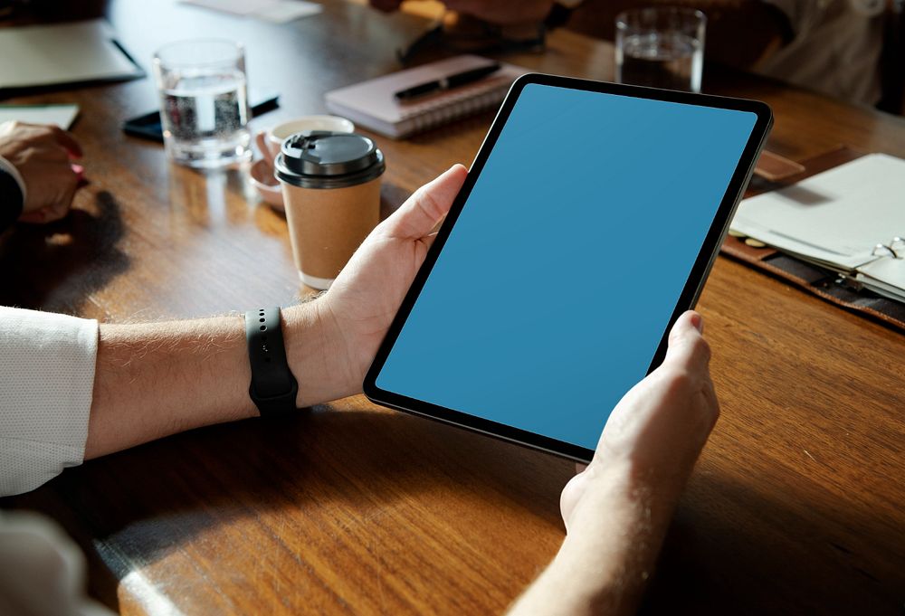 Tablet screen mockup, editable design 