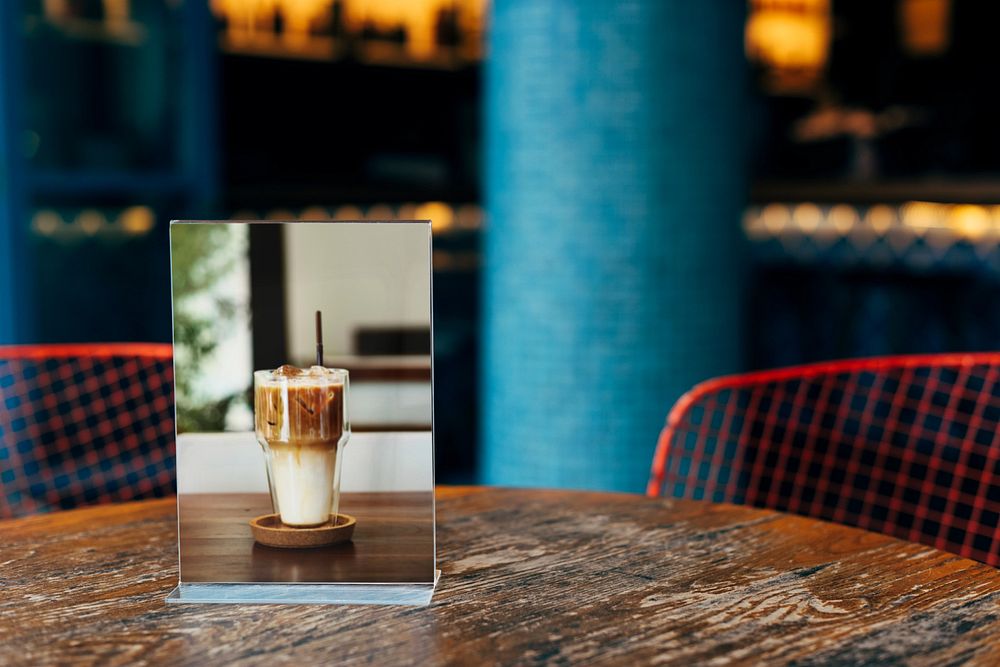 Cafe table sign mockup, editable design