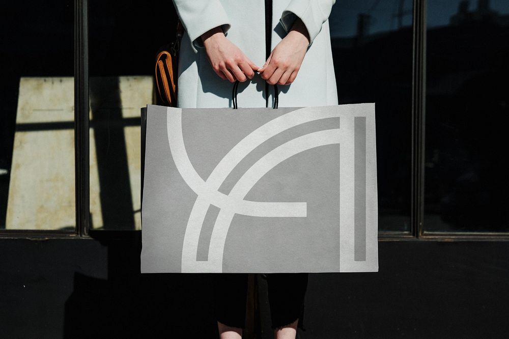 Shopping bag mockup, editable design