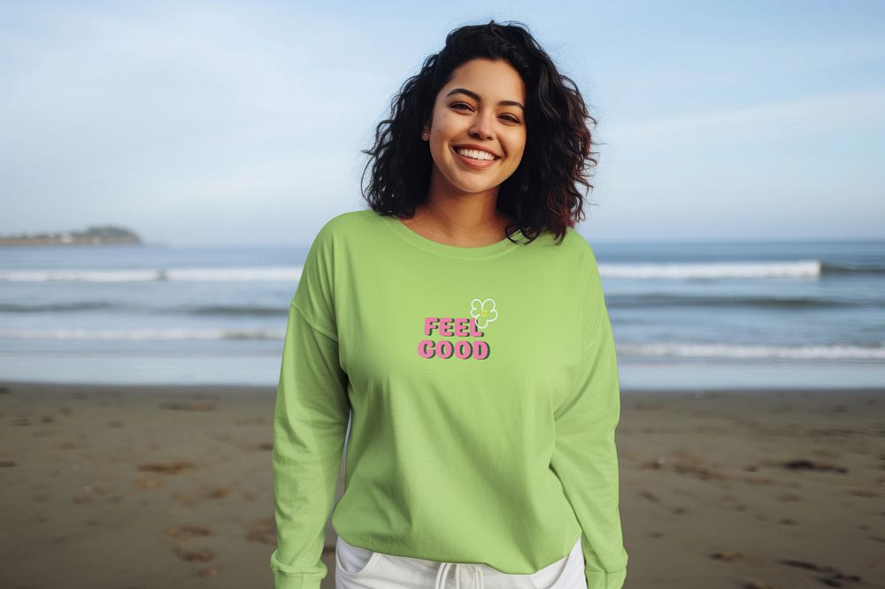 Editable long sleeves mockup shirt design