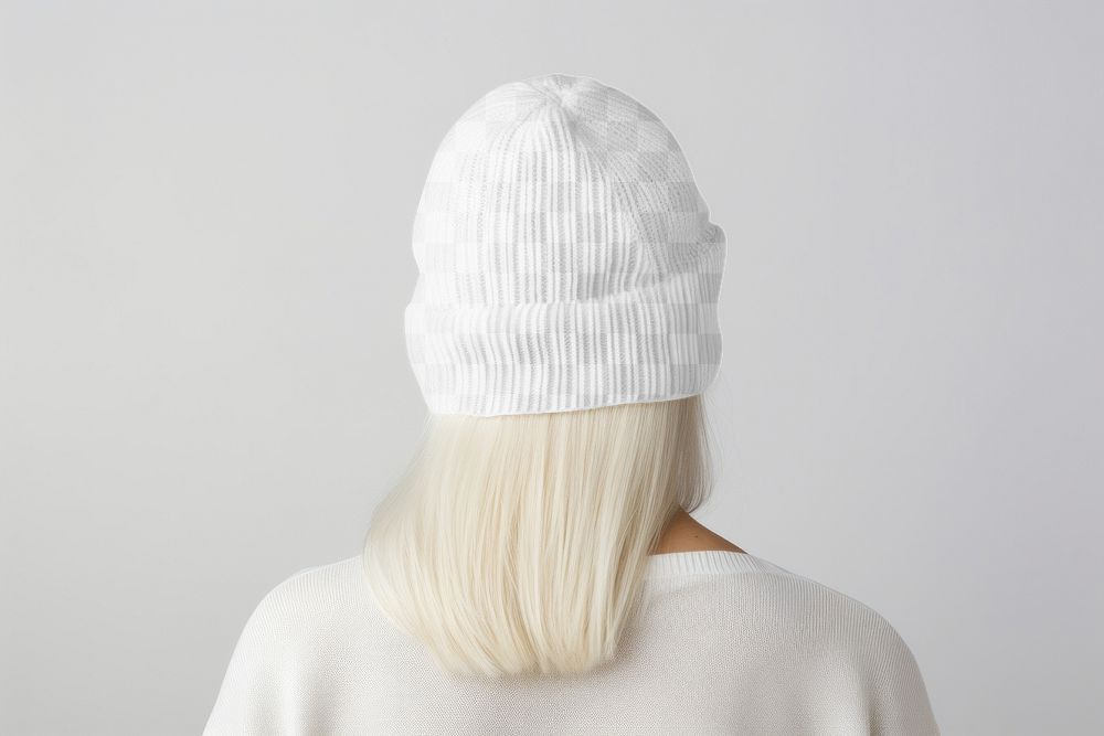 Winter beanie png transparent mockup