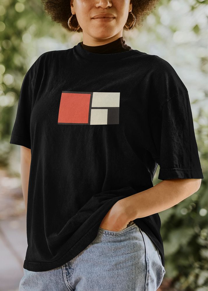 Black t-shirt mockup, editable women's causal wear