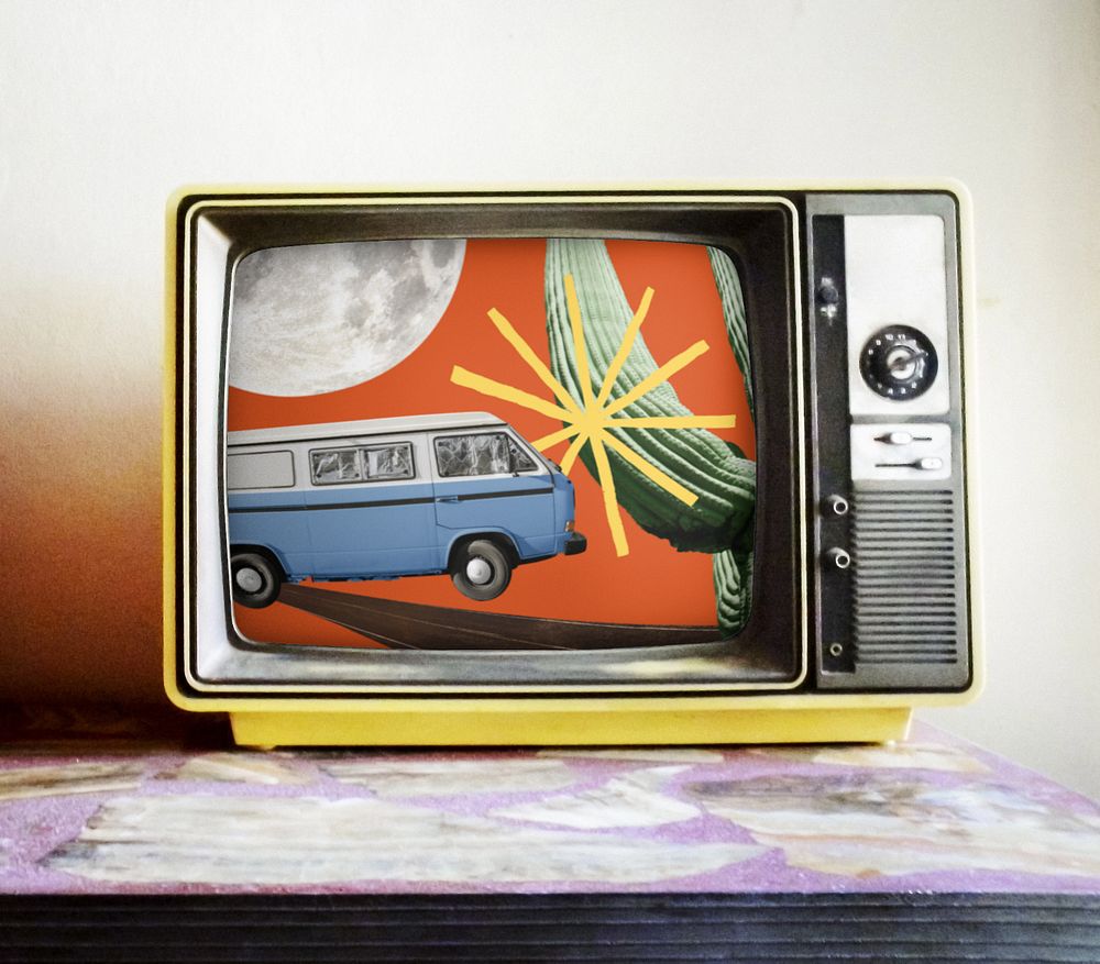 Retro TV screen editable mockup