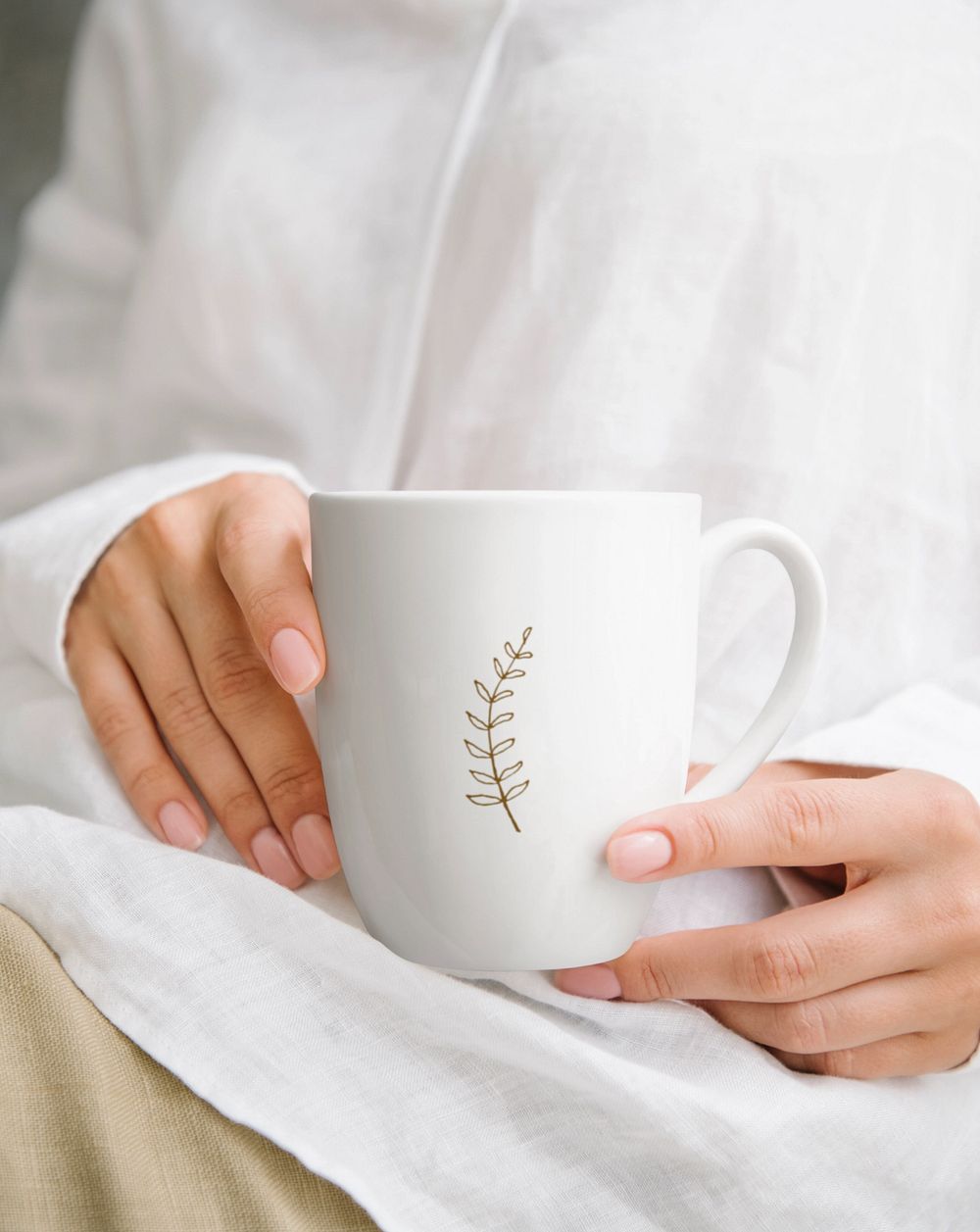 Editable ceramic cup mockup