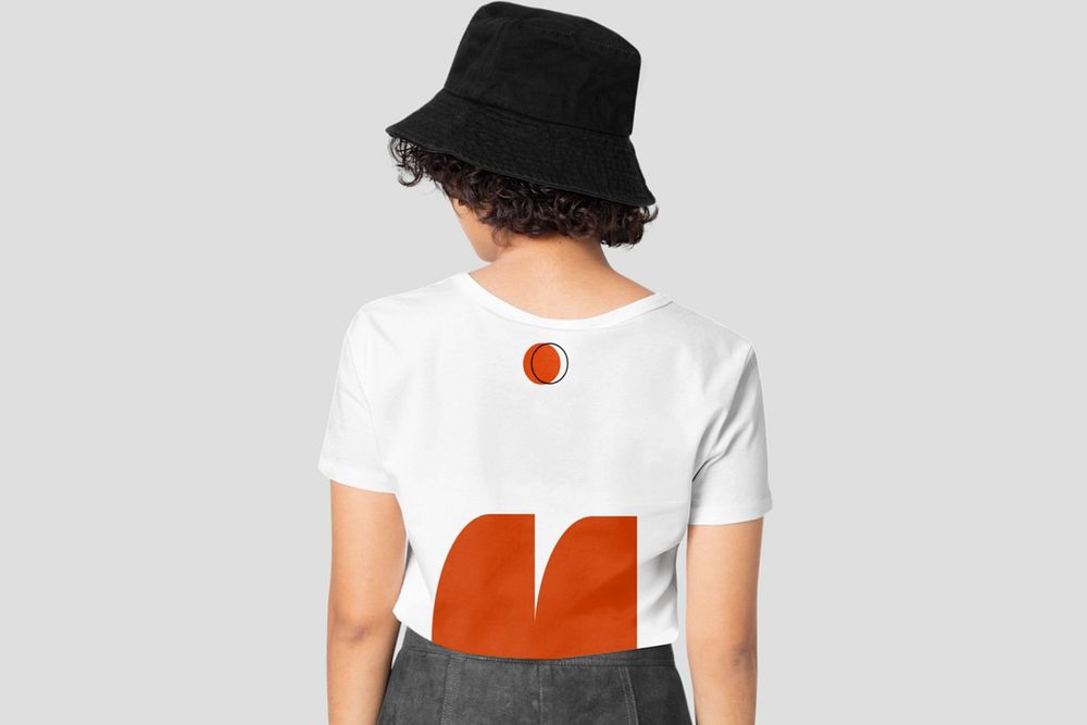 Women's t-shirt mockup, bucket hat, editable design