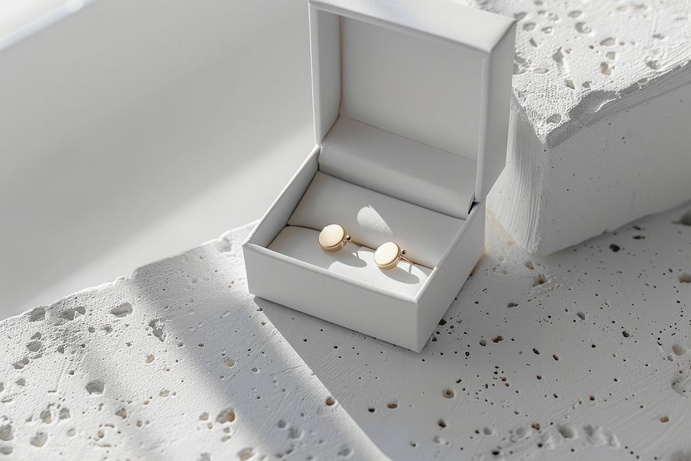White mini gift box medication furniture.